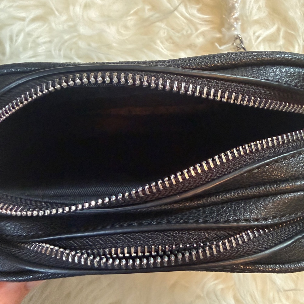 Armani Exchange Black Crossbody Bag with Silver Chain - Picture 4 of 6